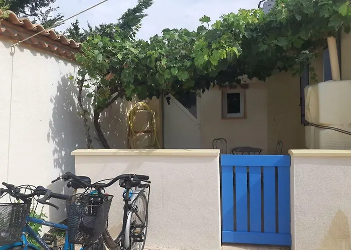 Des Grenadiers Apartament *