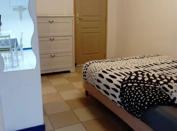 Des Grenadiers * Balaruc-les-Bains